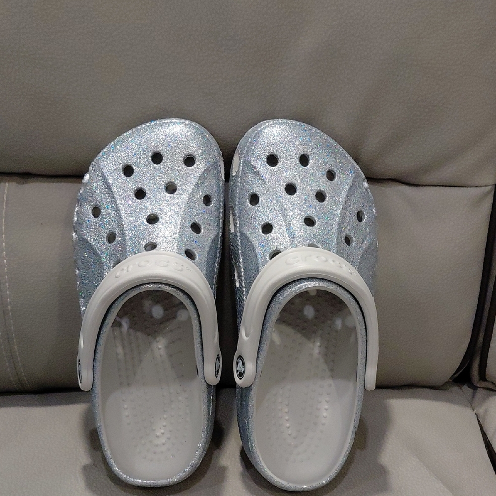 CROCS  Sparkly Clogs - Picture 3 of 9